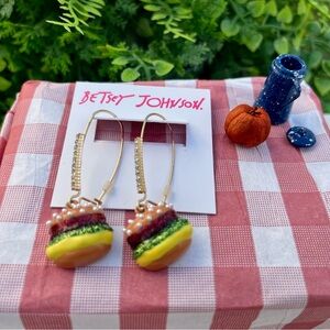 Betsey Johnson Hamburger or Cheeseburger Shepherds Hook dangle earrings